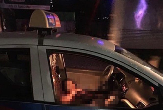 Xác định danh tính nghi can đâm nữ tài xế taxi ở Hà Nội Hiện trường vụ việc.