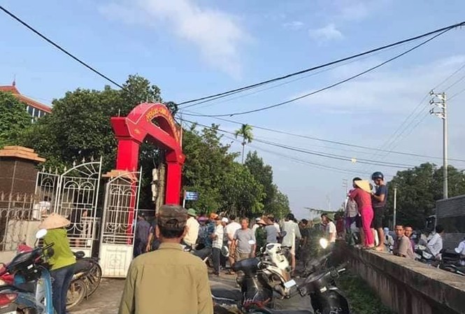 Người đàn ông bị đánh tử vong trên xe máy Hiện trường vụ án.