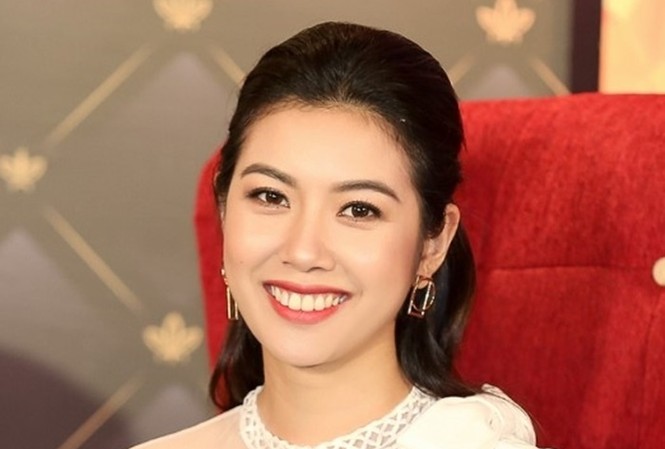 Không màng tình cũ sắp cưới Lan Khuê, Á hậu Thúy Vân xuất hiện rạng rỡ Á hậu quốc tế Thúy Vân vẫn đẹp rạng rỡ khi bị đào lại những tin tức từng là người yêu của hôn phu Lan Khuê.
