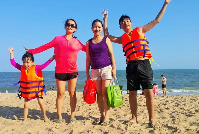 Sức hút của bãi biển quê hương chị Võ Thị Sáu dịp Tết Kỷ Hợi Sức hút của bãi biển quê hương chị Võ Thị Sáu dịp Tết Kỷ Hợi