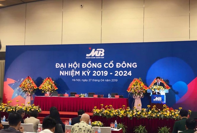 MB chia cổ tức 14%, thêm 7 gương mặt mới vào thành viên HĐQT Tại ĐHCĐ 2019,MB đã quyết định nhiều vấn đề quan trọng liên quan tới vốn, nhân sự và chiến lược