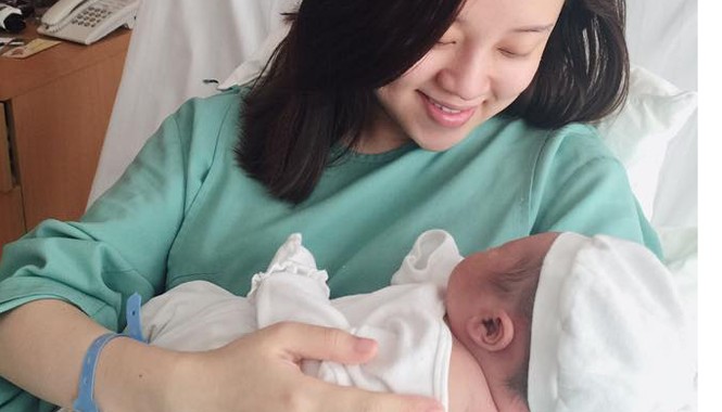 Bạn gái cũ của Mạc Hồng Quân khoe con trai 10 ngày tuổi Hình ảnh mới nhất của mẹ con Ly Kute.