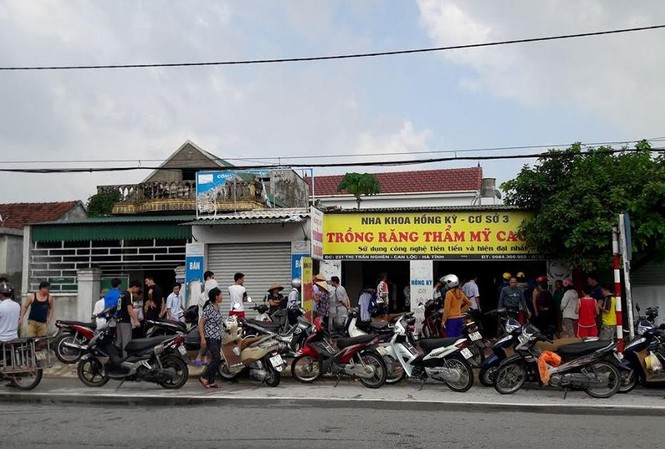 Thương tâm hai cháu bé đuối nước tử vong Người thân đau lòng trước vụ việc thương tâm.
