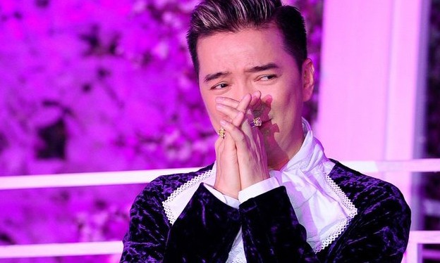 Vì sao Đàm Vĩnh Hưng chỉ hát duy nhất một bài về mẹ? Đàm Vĩnh Hưng có lí do để chỉ hát 1 bài duy nhất về mẹ.