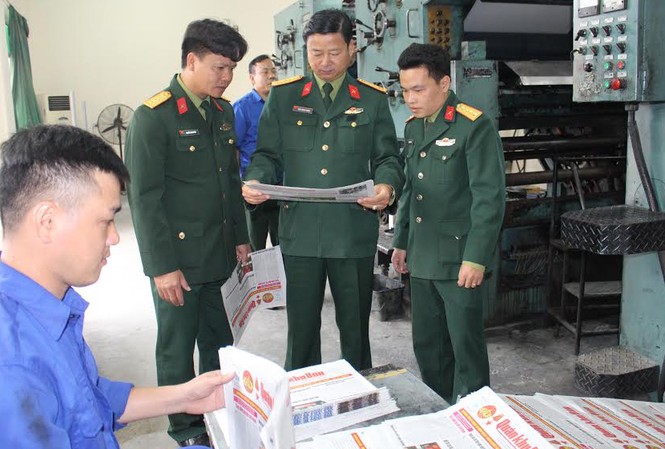 Xưởng in QK4 kỷ niệm 50 năm thành lập Mỗi ngày, Xưởng in QK4 sản xuất hàng nghìn tờ báo QĐND, QK4, Tiền phong.