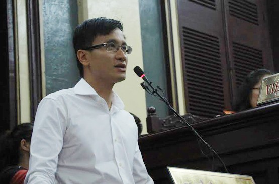 Tiếp vụ xét xử Phương Nga: Cao Toàn Mỹ lộ nhiều “kẽ hở” Cao Toàn Mỹ để lộ nhiều “kẽ hở”.