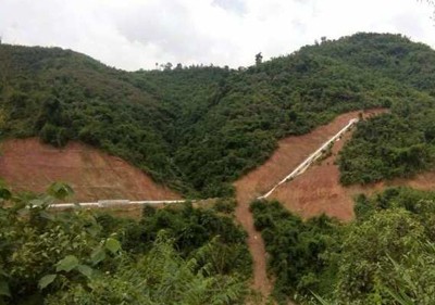 Rơi xuống vực sâu, một công nhân tử vong Đoạn đường phát hiện nạn nhân cùng xe máy rơi xuống vực.