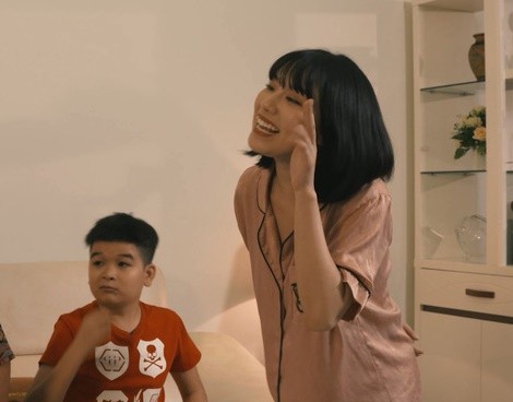 Hotgirl Linh Miu tiết lộ bất ngờ về ‘Cu Thóc’ vừa bị bắt vì ma túy Hotgirl Linh Miu từng nhiều lần hợp tác chung với "Cu Thóc"- Huỳnh Tuấn Anh.