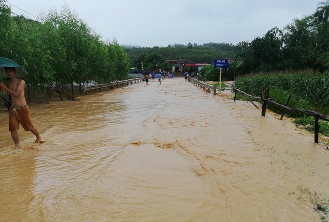 Ngập lụt nghiêm trọng nhiều nơi ở Lạng Sơn Nhiều tuyến đường liên xã, liên huyện bị lũ chia cắt, cô lập *ảnh: TL