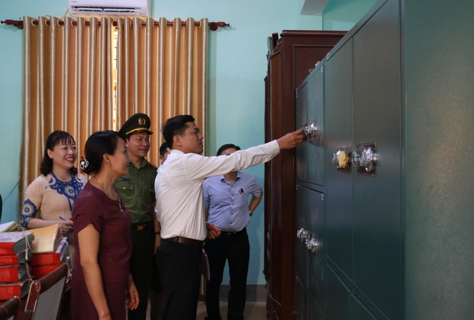 Nghệ An chi hơn 1 tỷ lắp camera ở các điểm thi THPT Quốc gia Nghệ An chi hơn 1 tỷ lắp camera ở các điểm thi THPT Quốc gia