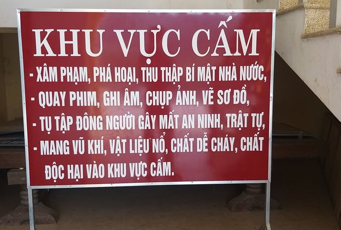 Hàng loạt trụ sở UBND ở Nghệ An dựng biển cấm quay phim, chụp ảnh Hàng loạt trụ sở UBND ở Nghệ An dựng biển cấm quay phim, chụp ảnh