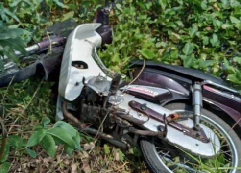 Vụ bảo vệ nghi bị giết ở trụ sở BHXH: Tìm thấy xe máy nạn nhân ở dưới ruộng Vụ bảo vệ nghi bị giết ở trụ sở BHXH: Tìm thấy xe máy nạn nhân ở dưới ruộng