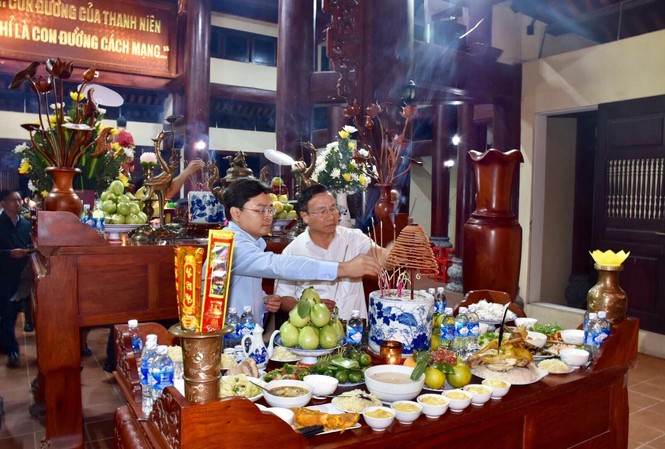 Tổ chức lễ an vị tượng thờ Anh hùng liệt sĩ Lý Tự Trọng Tổ chức lễ an vị tượng thờ Anh hùng liệt sĩ Lý Tự Trọng