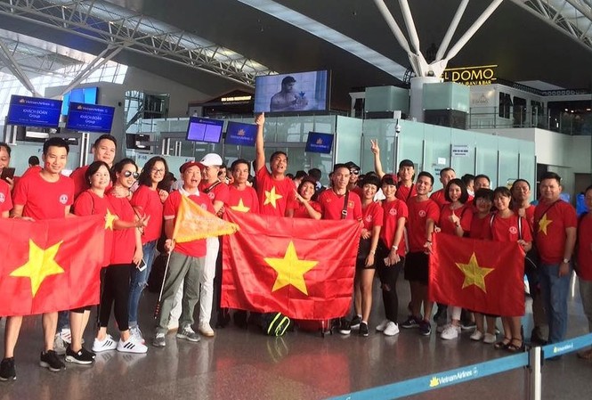 Nóng tour bay thẳng Indonesia cổ vũ Việt Nam đá bán kết CĐV Việt Nam sang Indonesia cổ vũ cho Olympic Việt Nam