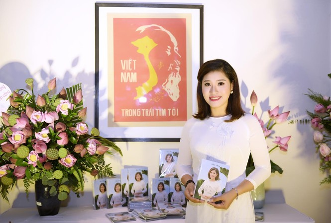 Sao mai Bích Hồng dành hai năm làm album 'Lời ca dâng Người' Bích Hồng ra album vol6 "Lời ca dâng Người"