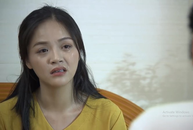 Về nhà đi con tập 44: Thư dằn mặt Vũ, Huệ khóc xin bố không trả tiền cho Khải Huệ khóc xin ông Sơn không đưa tiền cho Khải