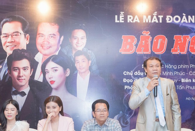 Ông chủ 'Quỳnh búp bê' tái xuất trong phim hình sự 'Bão ngầm' Dàn diễn viên tham gia "Bão ngầm"