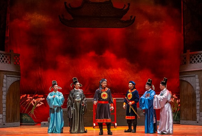 Tìm hiểu về tổng đốc Hà Nội Hoàng Diệu qua 'Hà Thành chính khí' "Hà Thành chính khí" về Tổng đốc Hoàng Diệu do Nhà hát Kịch Hà Nội biểu diễn