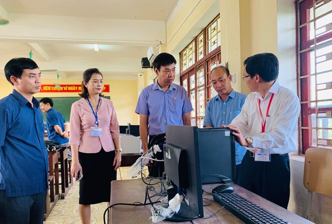 Phải kiểm tra sai sót khi chấm phúc khảo bài thi của thí sinh Kiểm tra phòng máy chấm thi trắc nghiệm ở Thanh Hoá