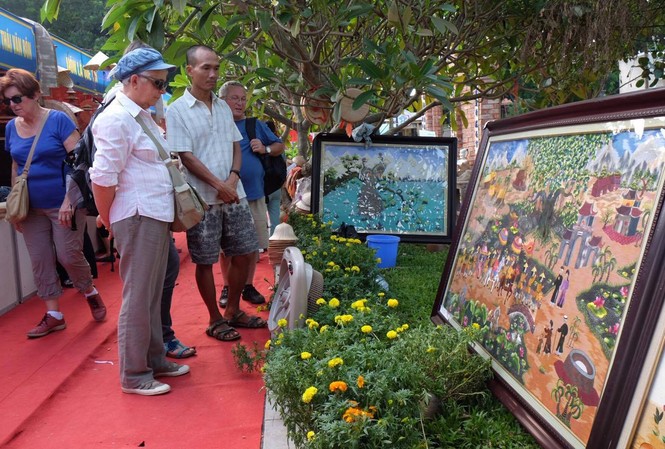 Khách du lịch quốc tế đến Hà Nội 10 tháng bằng cả năm 2015 Khách du lịch quốc tế đến Hà Nội 10 tháng bằng cả năm 2015