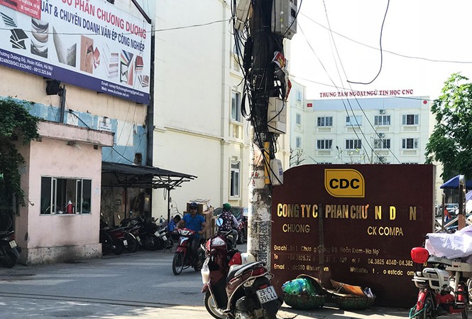 'Xẻ thịt' cho thuê hàng nghìn mét đất trung tâm quận Hoàn Kiếm 'Xẻ thịt' cho thuê hàng nghìn mét đất trung tâm quận Hoàn Kiếm