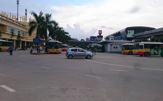Thực hư việc cô gái 'tố' bị tài xế taxi đánh ở bến xe Yên Nghĩa Bến xe Yên Nghĩa