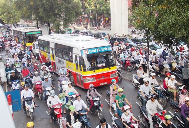 Hà Nội lên phương án xóa 5 'điểm đen' ùn tắc giao thông Sẽ có 5 trên tổng số 33 “điểm đen” ùn tắc tại Hà Nội được xóa thời gian tới