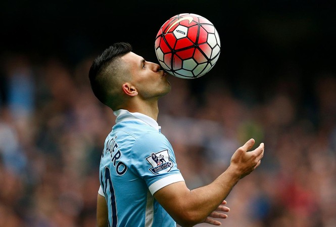 Man City 'trói chân' Aguero thêm ba năm Aguero không còn mặn mà giấc mơ khoác áo Real hay Barca