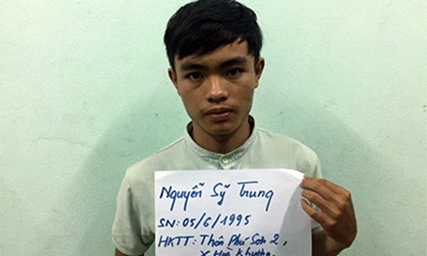 Chiêu làm giả giấy tờ lừa mua hàng trả góp ở Đà Nẵng Trung là người đã "vẽ đường" cho Trang đi lừa đảo. Ảnh: C.A,