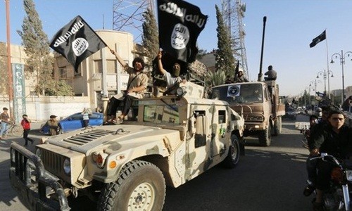 IS bắn hạ trực thăng quân sự Syria Phiến quân Nhà nước Hồi giáo. Ảnh: Reuters.