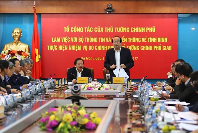 Xử lý quyết liệt sim rác, sim kích hoạt sẵn Tổ công tác của Thủ tướng Chính phủ làm việc với Bộ TT&TT. Ảnh Như Ý