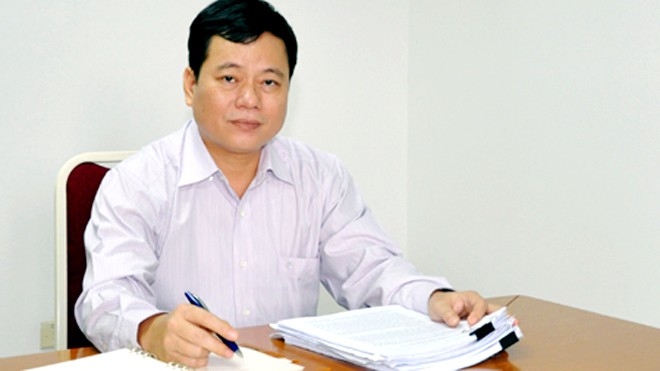 Mỗi lít xăng 'cõng' 8.300 đồng tiền thuế: Để hạn chế buôn lậu!? Ông Ngô Hữu Lợi, Vụ trưởng Vụ Chính sách thuế (Bộ Tài chính)