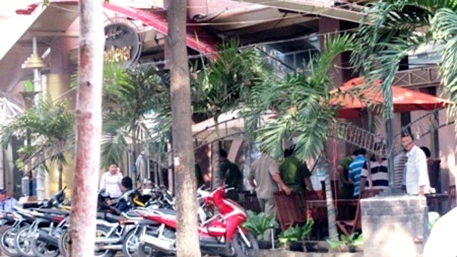 Truy tố kẻ đòi nợ thuê nổ súng gây náo loạn Sài Gòn Quán cà phê nơi Minh nổ súng bắn người