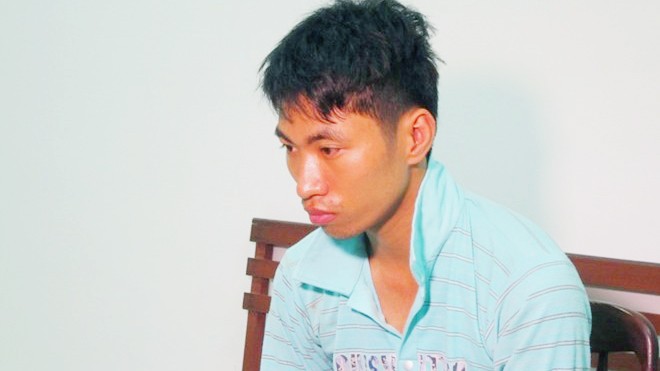 Gã trai trói tay, siết cổ người phụ nữ trong vườn điều để cướp Đối tượng tại cơ quan điều tra