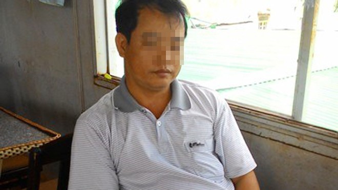 Kỷ luật Phó bí thư huyện bị tố 'tòm tem' với vợ người trong ô tô Anh Hải đang kể lại sự việc với PV. Ảnh: VietNamNet