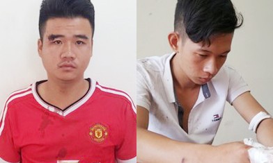 Rút dao đâm chết người vì bị đánh sau va quệt xe Phú và Hồ bị công an bắt sau khi đâm chết thanh niên đi cùng chiều do va quệt. Ảnh: Công an cung cấp