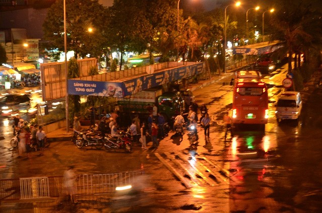 Bắt đối tượng nổ súng truy sát người ở Bến xe miền Đông Hiện trường vụ nổ súng ở Bến xe miền Đông