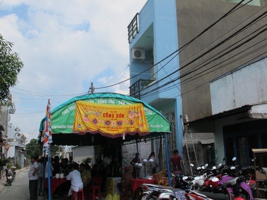 Truy lùng hung thủ sát hại dã man nữ chủ tiệm tạp hóa Ngôi nhà nơi xảy ra vụ án mạng đau lòng