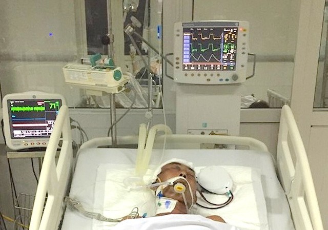 Người đàn ông nghi bị 'cẩu tặc' đánh nguy kịch Anh Thất đã được phẫu thuật nhưng vẫn chưa tỉnh trở lại