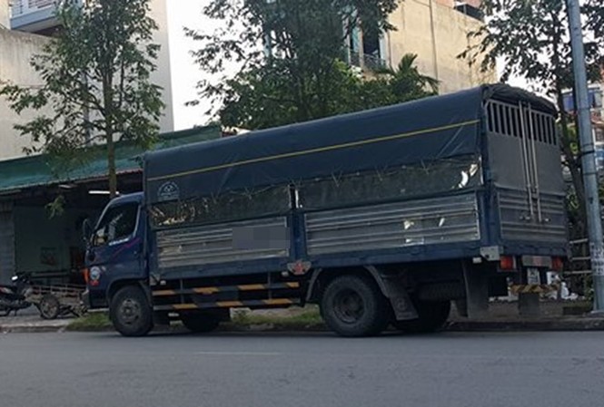Tài xế nói về việc bị đánh tại trạm thu phí Nhóm nhân viên tạm thu phí đánh tài xế