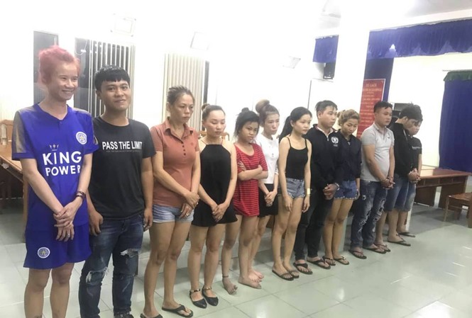 Nhóm giả gái mại dâm trộm hơn 1 tỷ đồng của khách 'mua vui' Nhóm đối tượng tại cơ quan công an