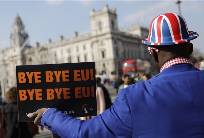 Lối thoát nào cho Brexit? Nước Anh đang cần một lối thoát cho Brexit. Ảnh: NBC News
