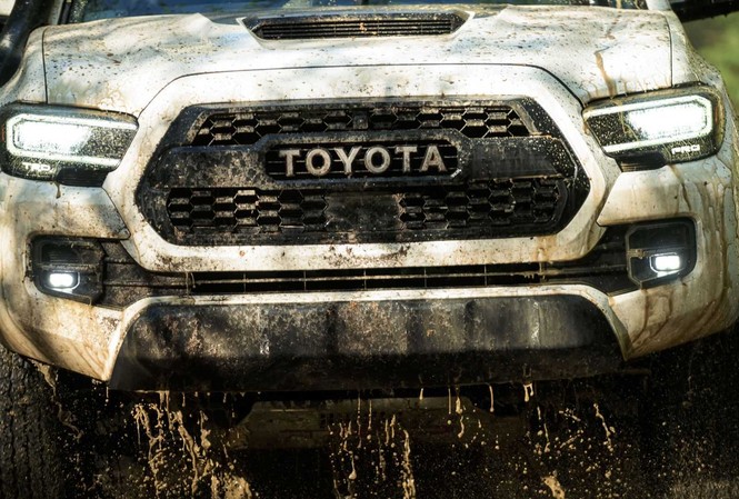 Toyota Hilux mới chia sẻ khung gầm với bán tải cỡ lớn Tundra? Toyota Hilux mới chia sẻ khung gầm với bán tải cỡ lớn Tundra?