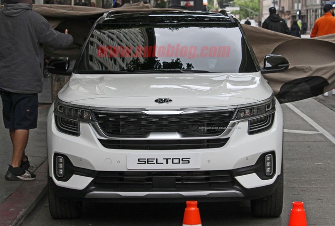 Crossover cỡ nhỏ KIA Seltos lộ diện Crossover cỡ nhỏ KIA Seltos lộ diện