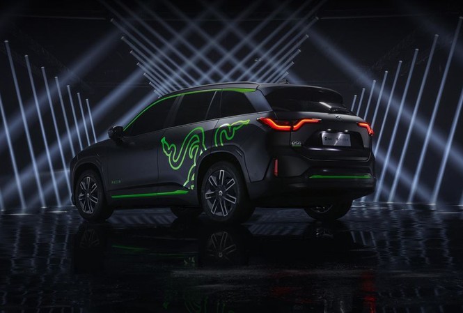 SUV chạy điện Razer trình làng với giá 1,56 tỷ đồng SUV chạy điện Razer trình làng với giá 1,56 tỷ đồng