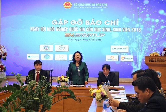 15 dự án vào vòng chung kết cuộc thi học sinh sinh viên khởi nghiệp Thứ trưởng Bộ GD&ĐT Nguyễn Thị Nghĩa tại buổi gặp gỡ báo chí