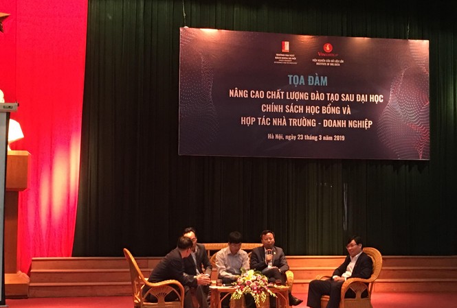 Quỹ đổi mới sáng tạo của Vingroup trao 100 suất học bổng đào tạo sau ĐH Các diễn giả tại buổi tọa đàm