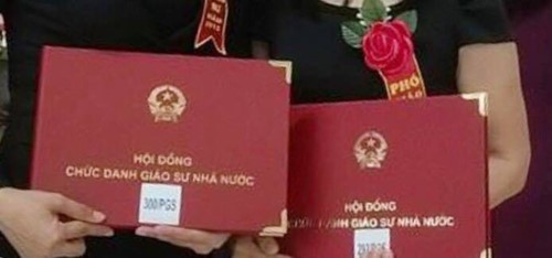 Lý lịch khoa học của thành viên hội đồng giáo sư quá 'hẻo'? Lý lịch khoa học của thành viên hội đồng giáo sư quá 'hẻo'?