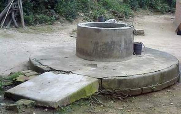Giết vợ vứt xác xuống giếng vì không cho tiền mua rượu Ảnh minh họa.