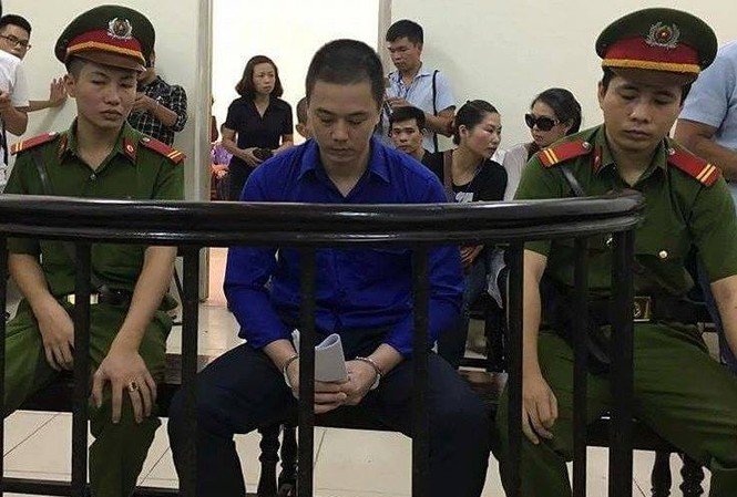Kẻ dâm ô bé gái 8 tuổi ở Hoàng Mai lĩnh án 24 tháng tù Cao Mạnh Hùng tại tòa
